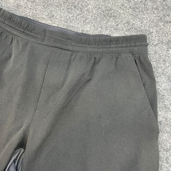 Lululemon Pace Breaker Short 8.5" *Swim Men's XL - Picture 2 of 9